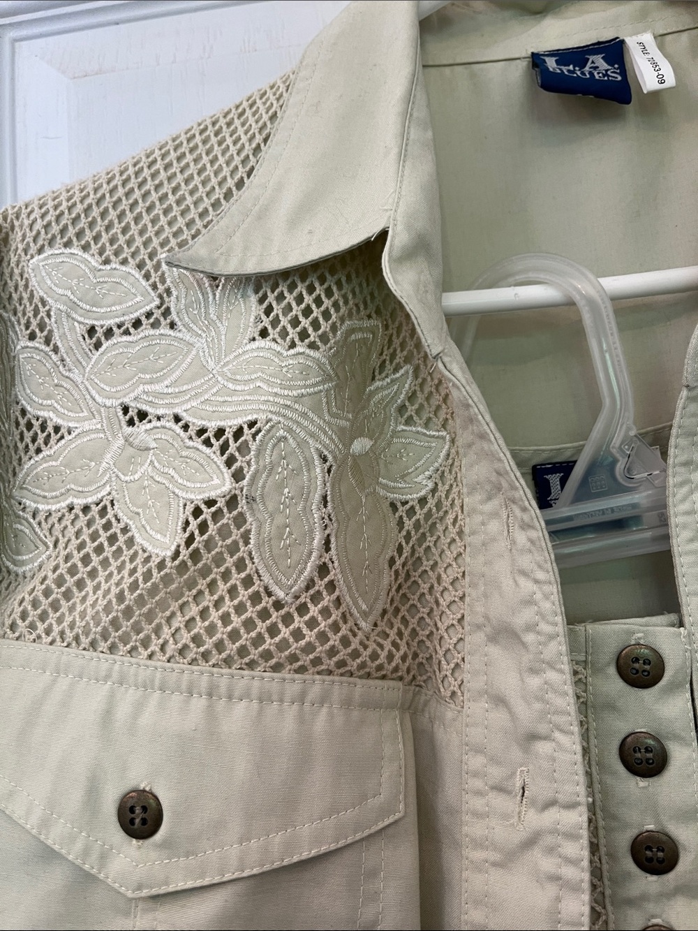 Vintage LA Blues 3-Piece Cream Cargo Set; Floral Appliqué on Fishnet - Med